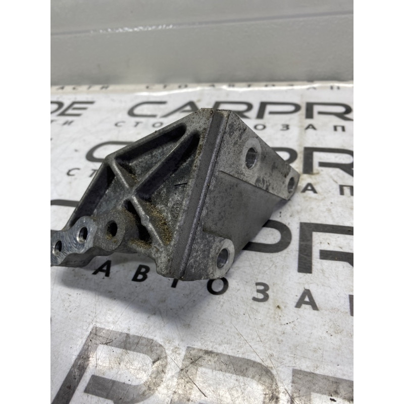 Кронштейн (двигатель и элементы) Infiniti QX60 L50 2015 3.5