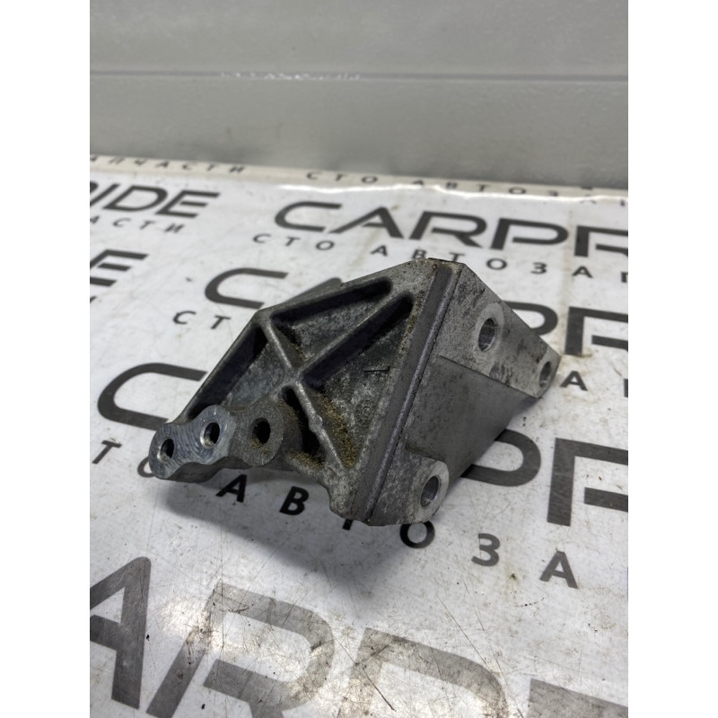 Кронштейн (двигатель и элементы) Infiniti QX60 L50 2015 3.5