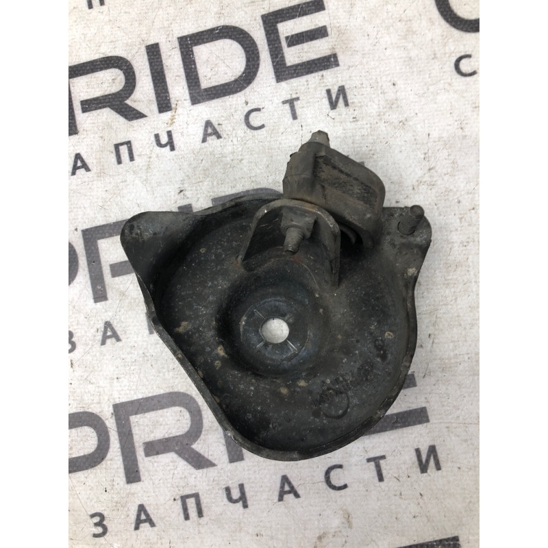 Кронштейн підрамника (підвіска) BMW 5-series F10 2011 3.0 N55B30 33316798811