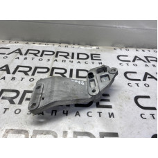 Кронштейн генератора