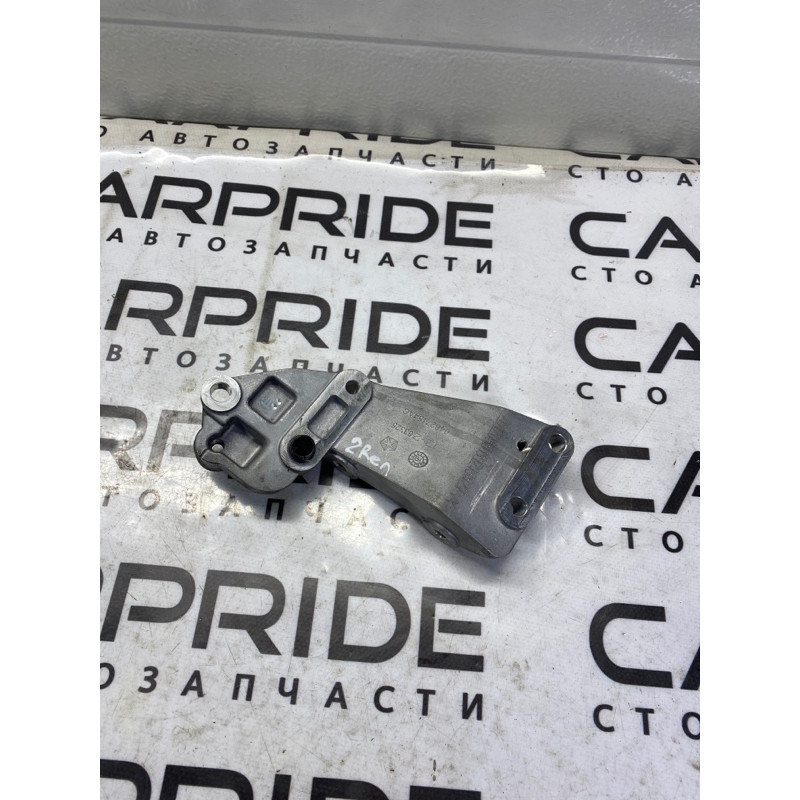 Кронштейн генератора (кронштейны двигателя) Jeep Renegade BU 2020 2.4 04627154ac