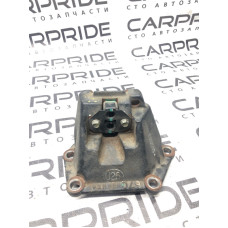 Кронштейн двигателя