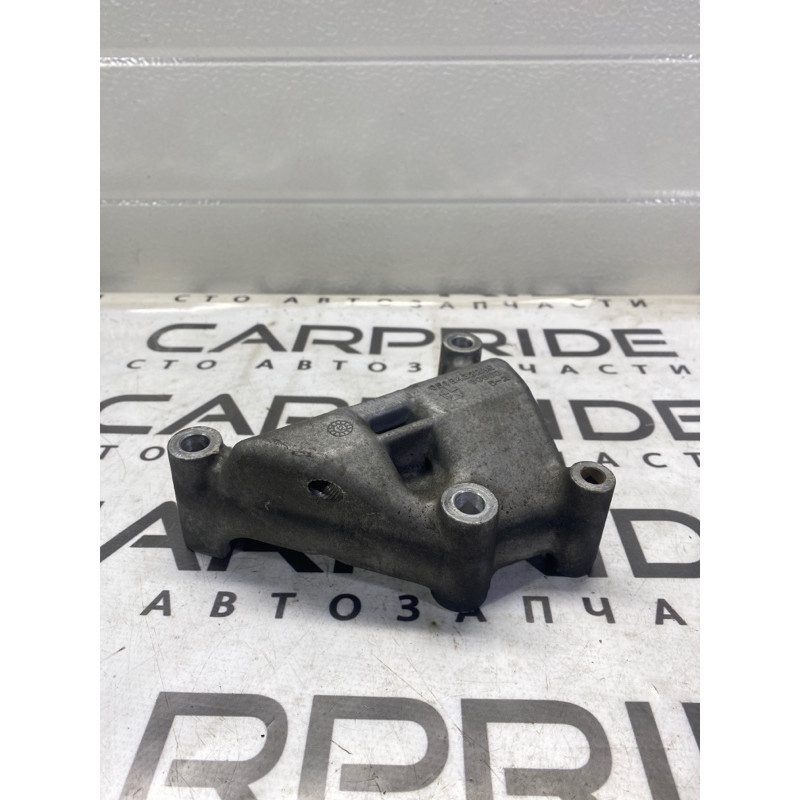 Кронштейн двигателя (кронштейны двигателя) Dodge Journey SXT 2013 3.6 05184322ae