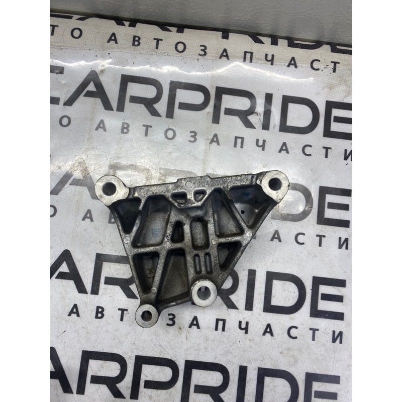 Кронштейн двигателя (кронштейны двигателя) Dodge Journey SXT 2013 3.6 05184322ae