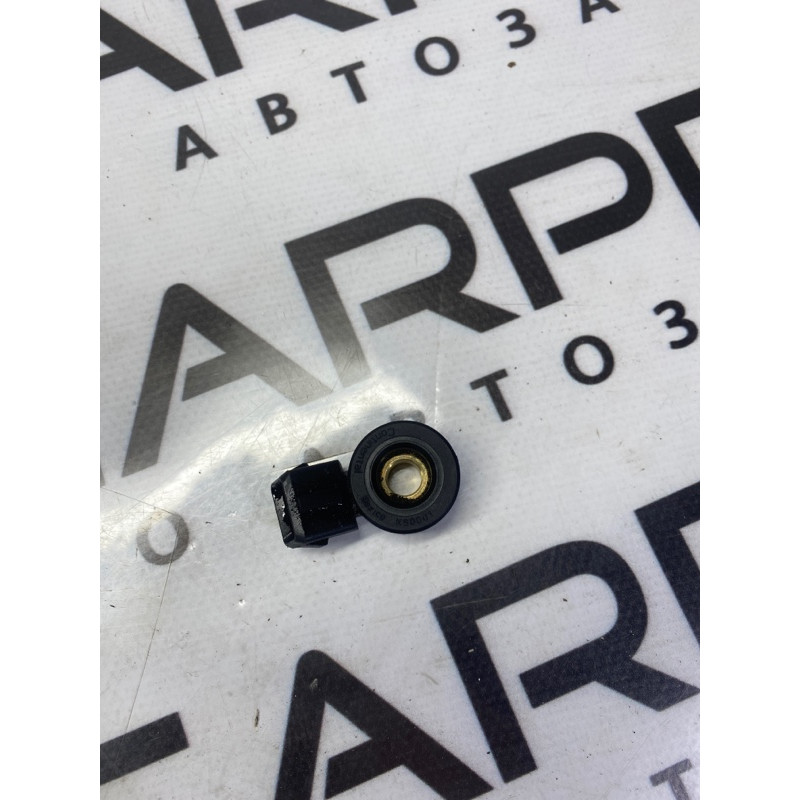 Датчик детонации (электрика двигателя) Dodge Journey SXT 2013 3.6 68166540aa