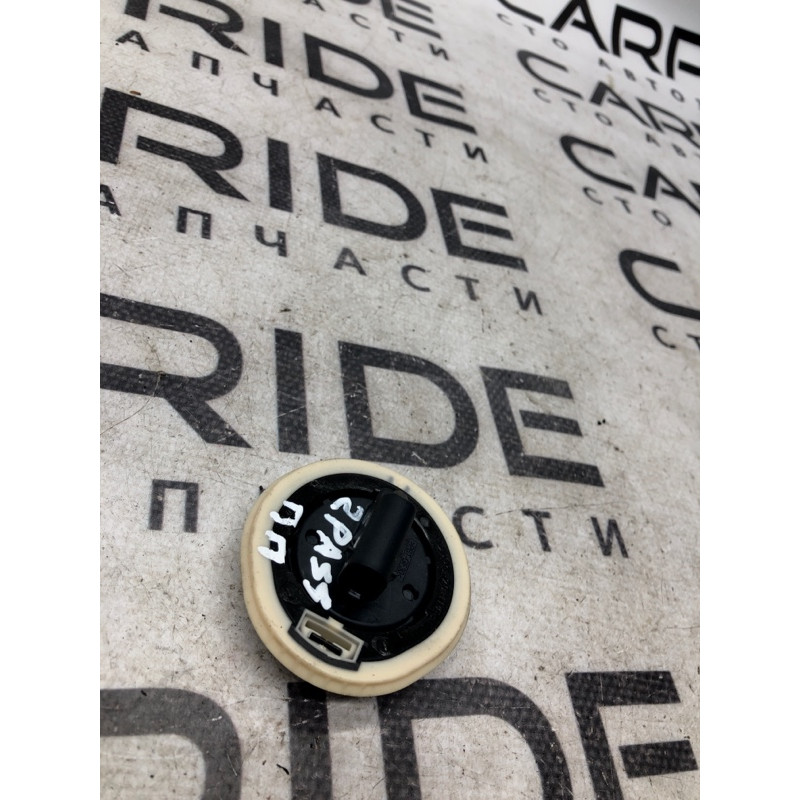 Датчик удара (электрика / датчики) Volkswagen Passat B7 2014 1.8 5k0959354