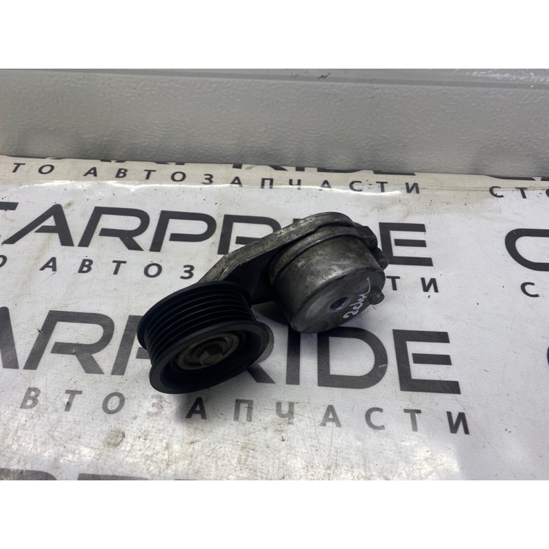 Ролик натяжной (двигатель и элементы) Jeep Cherokee KL 2014 3.2 04627533ab