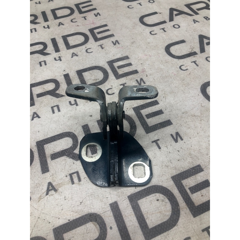 Петля двери (кузов и элементы) Cadillac Xt5 1 2016 3.6