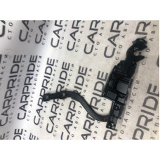 Петля багажника