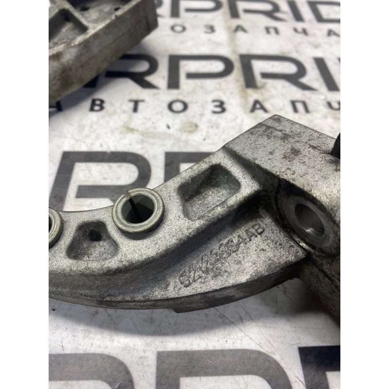 Кронштейн раздатки (трансмиссия) Jeep Cherokee KL 2014 3.2 52123854ab