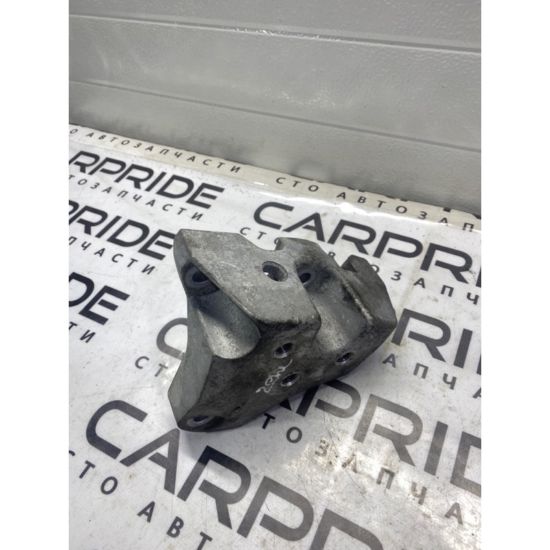 Кронштейн КПП (трансмиссия) Jeep Cherokee KL 2014 3.2 68141735ac