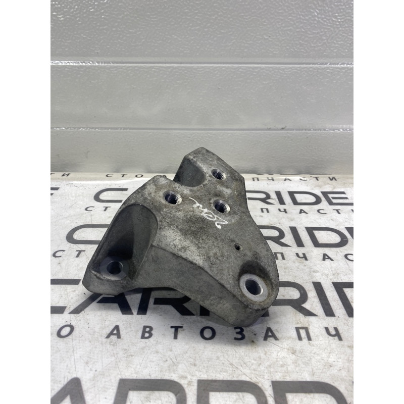 Кронштейн КПП (трансмиссия) Jeep Cherokee KL 2014 3.2 68141735ac
