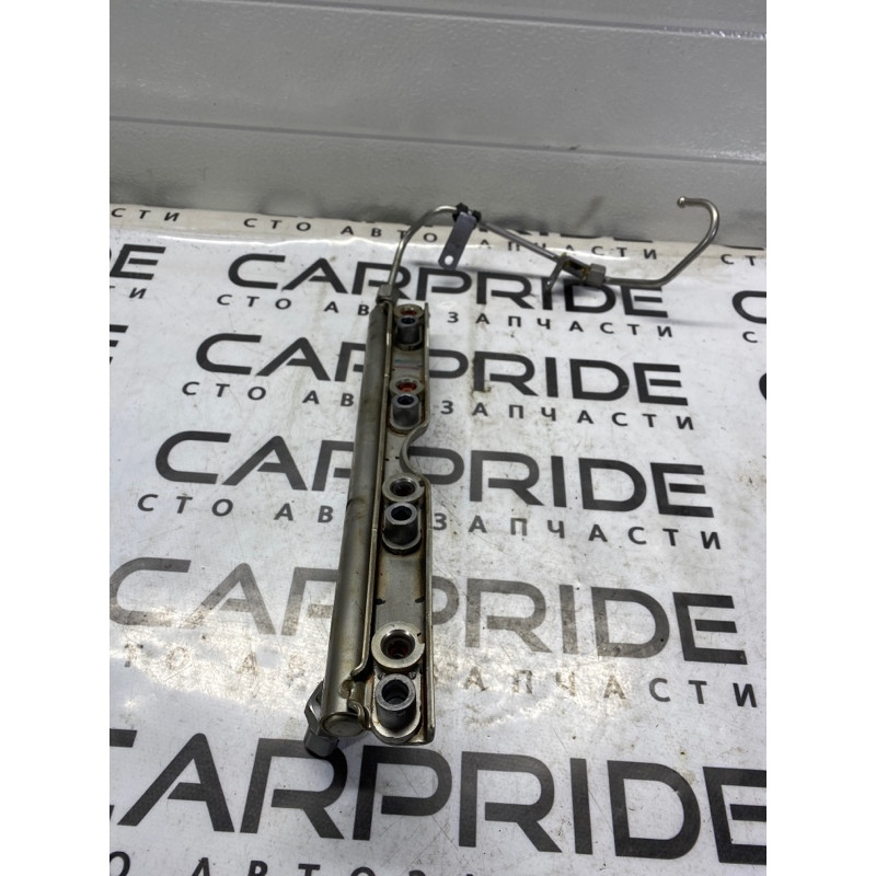 Топливная рампа (топливная система) FORD Focus MK3 2012 2.0 cm5e9d280af