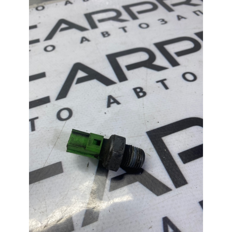 Датчик давления масла (электрика двигателя) FORD Focus MK3 2012 2.0 BE8Z9278A