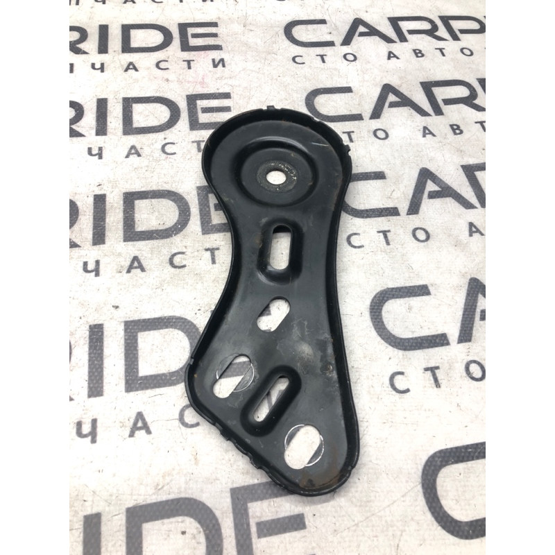 Кронштейн балки (подвеска) Cadillac Xt5 1 2016 3.6 84126432