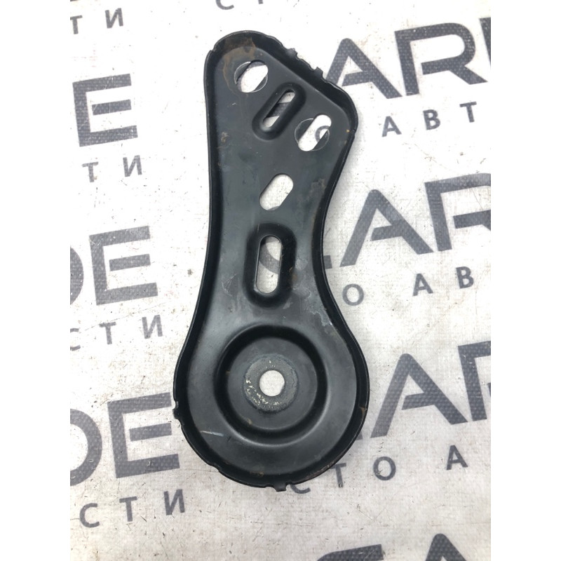 Кронштейн балки (подвеска) Cadillac Xt5 1 2016 3.6 84126432