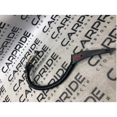 Петля багажника