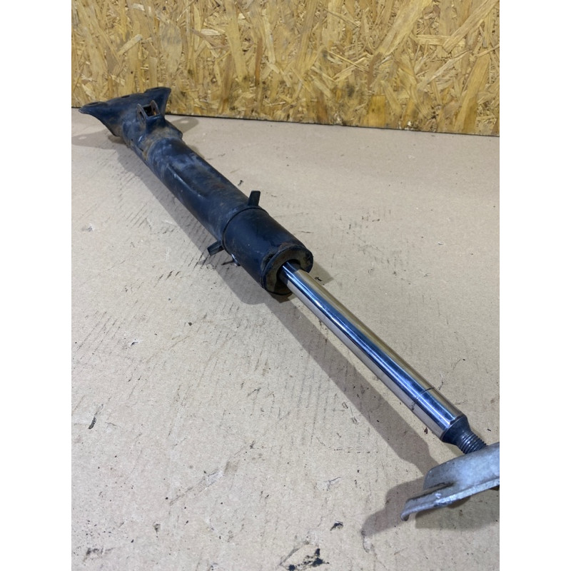 Амортизатор (підвіска) Mercedes-Benz E-class W124 1990 3.2 A1243203830