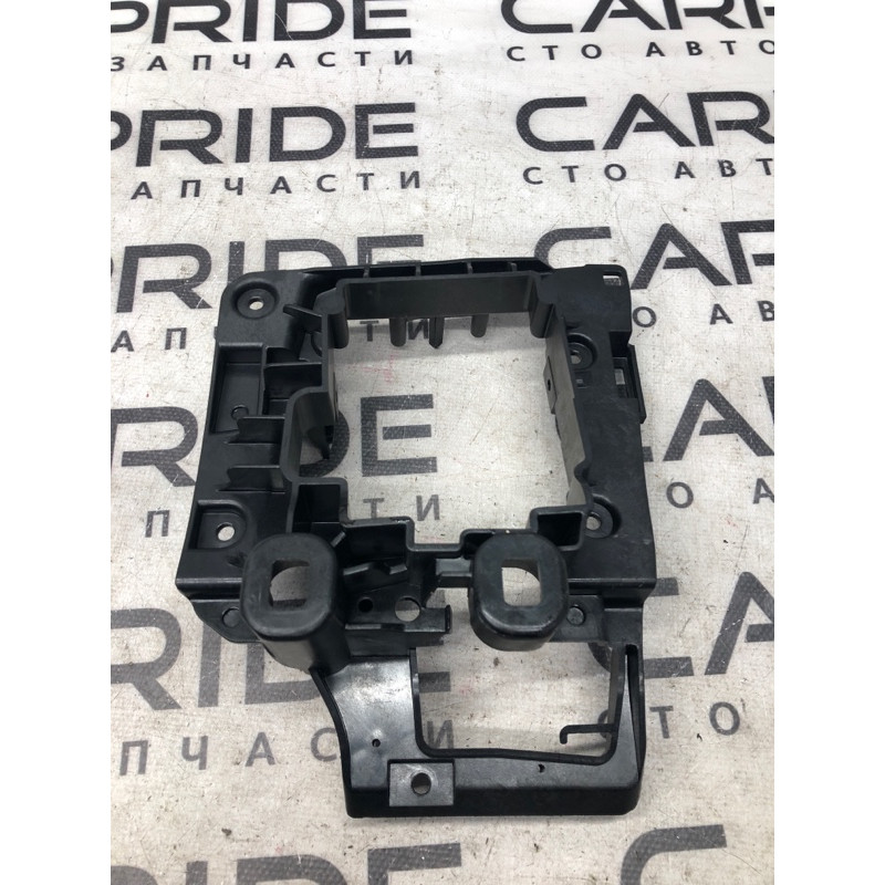Крепление кулисы КПП (кузов и элементы) BMW 5-series F10 2011 3.0 N55B30 51169206677