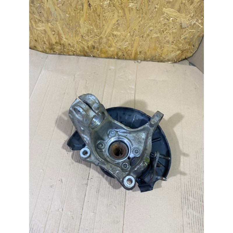 Цапфа подвески (подвеска) Volkswagen Passat CC 3C 3c0407258g