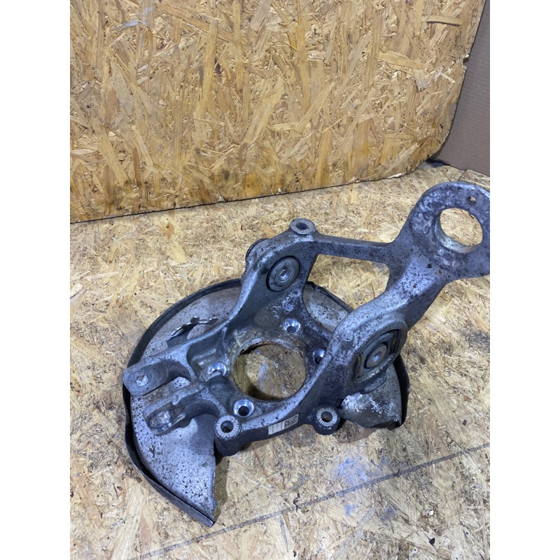 Цапфа подвески (подвеска) Audi A4 B8 8K0505432AH
