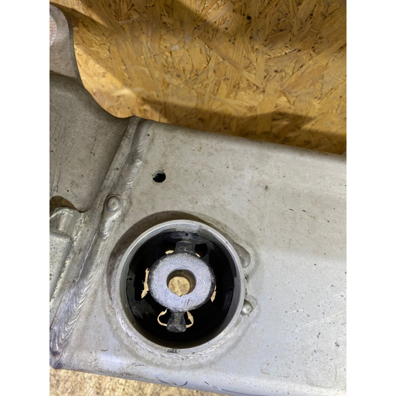 Підрамник (підвіска) BMW 5-series F10 2011 3.0 N55B30 33316799103