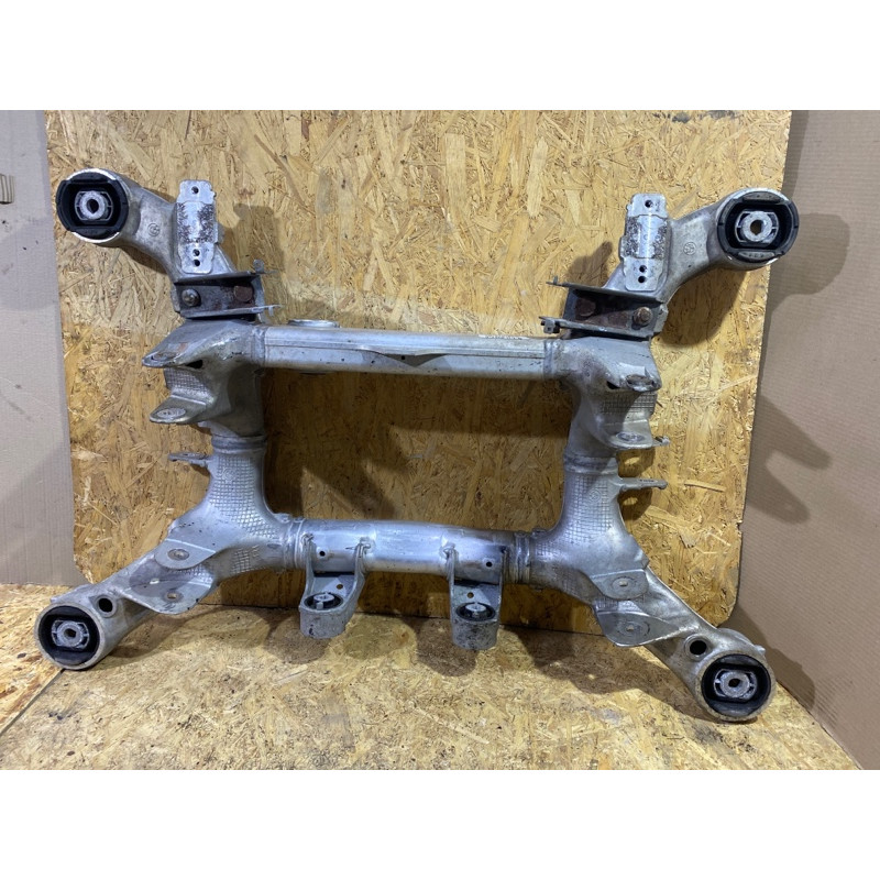 Підрамник (підвіска) BMW 5-series F10 2011 3.0 N55B30 33316799103