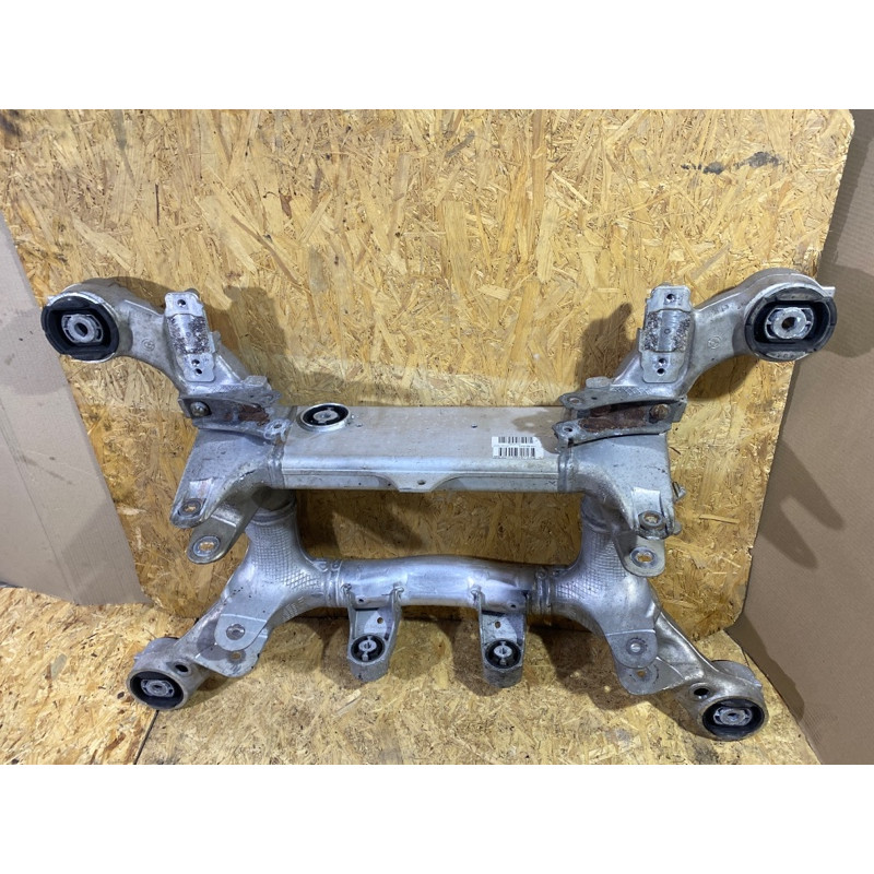 Підрамник (підвіска) BMW 5-series F10 2011 3.0 N55B30 33316799103