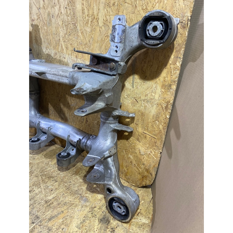 Підрамник (підвіска) BMW 5-series F10 2011 3.0 N55B30 33316799103