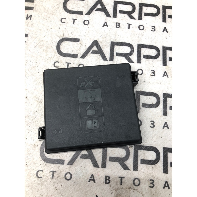 Крышка блока предохранителей (двигатель и элементы) Cadillac Xt5 1 2016 3.6 7171452130