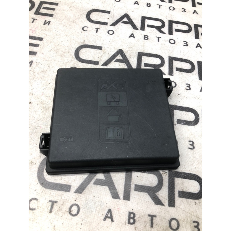 Крышка блока предохранителей (двигатель и элементы) Cadillac Xt5 1 2016 3.6 7171452130