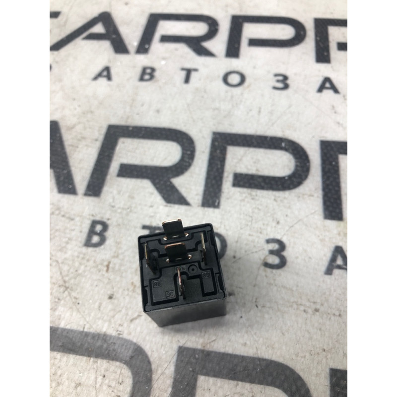 Реле (электрика) Cadillac Xt5 1 2016 3.6 13468935