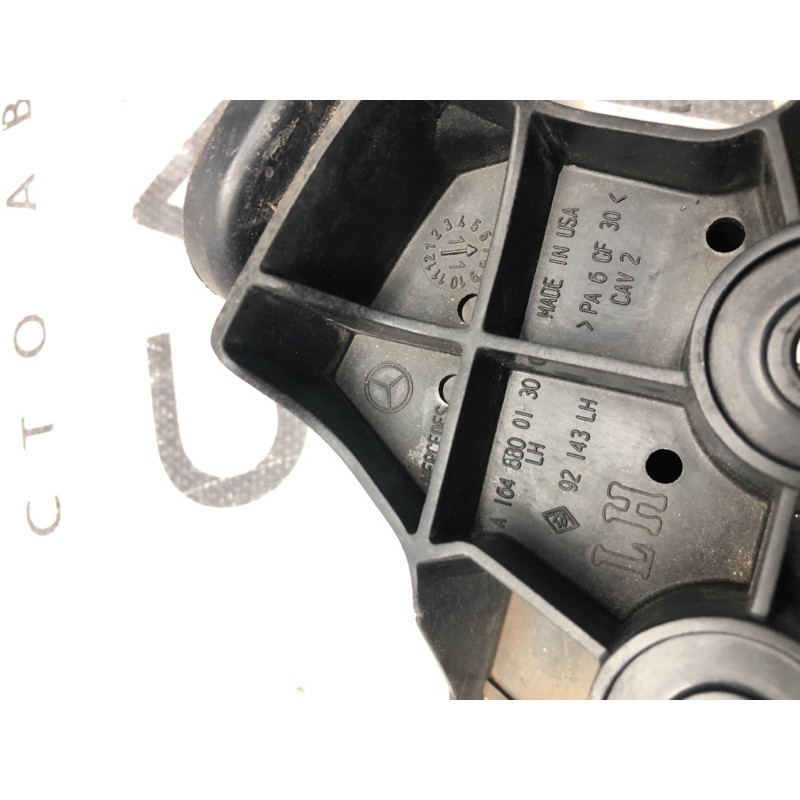 Крепление бампера (кузов и элементы) Mercedes-Benz GL X164 2012 4.6 a1648800130