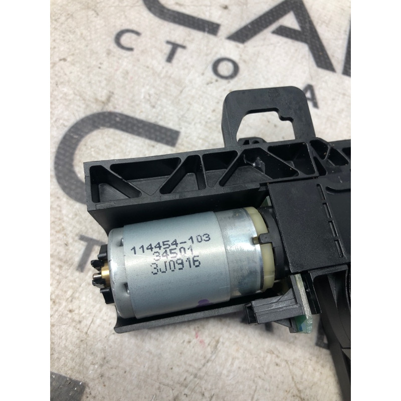 Привод подголовника (электрика) Mercedes-Benz E-class W211 2008 3.5 0009700026