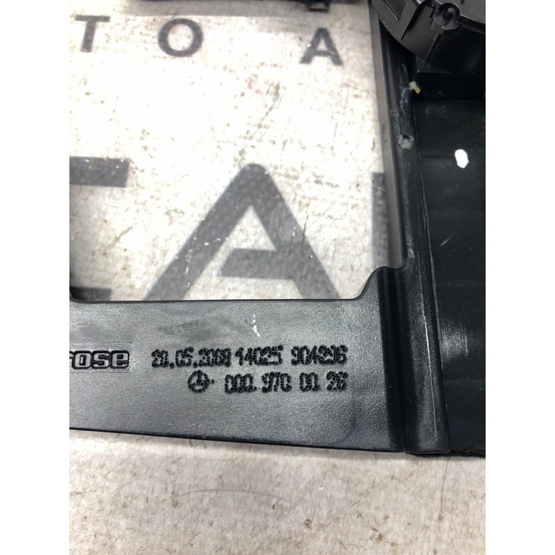 Привод подголовника (электрика) Mercedes-Benz E-class W211 2008 3.5 0009700026