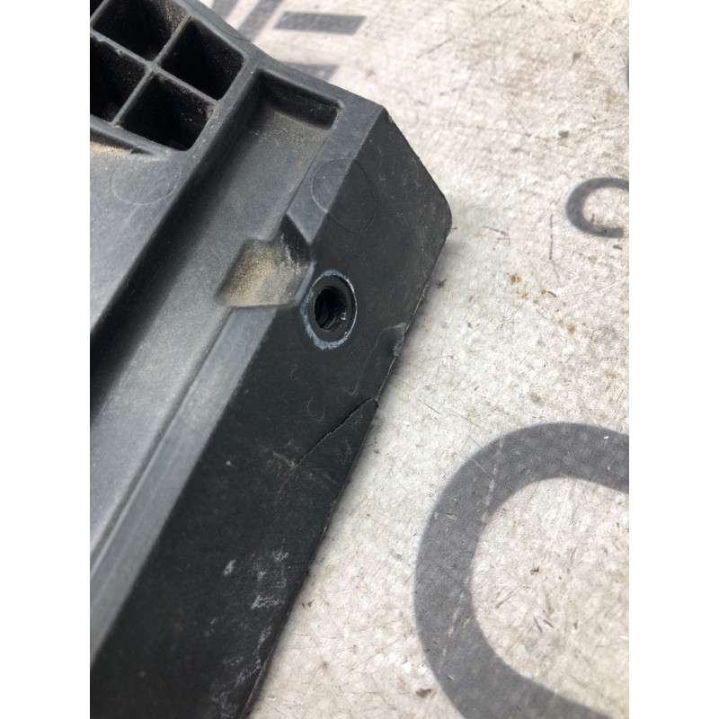 Площадка аккумулятора (кузов и элементы) FORD Fusion MK5 2016 2.5 dg9310663a