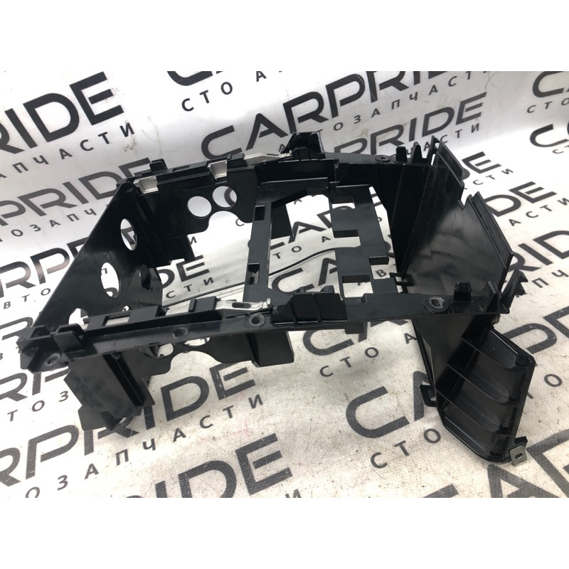 Рамка магнитофона (салон) Mercedes-Benz GL X164 2012 4.6 1646800216