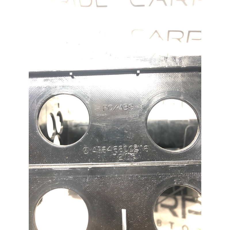 Рамка магнитофона (салон) Mercedes-Benz GL X164 2012 4.6 1646800216