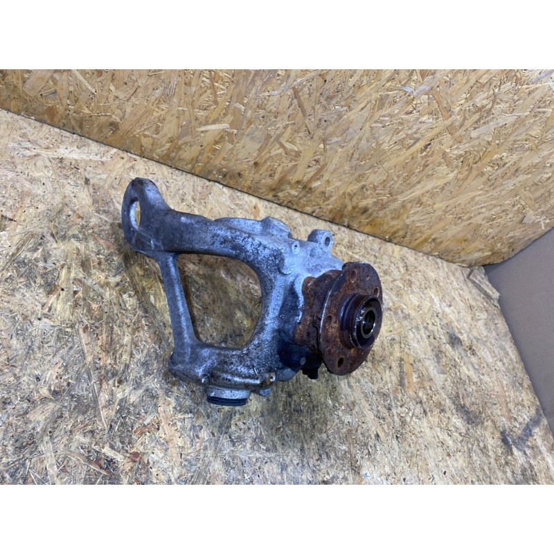 Цапфа подвески (подвеска) Audi A4 B8 8k0505435aa