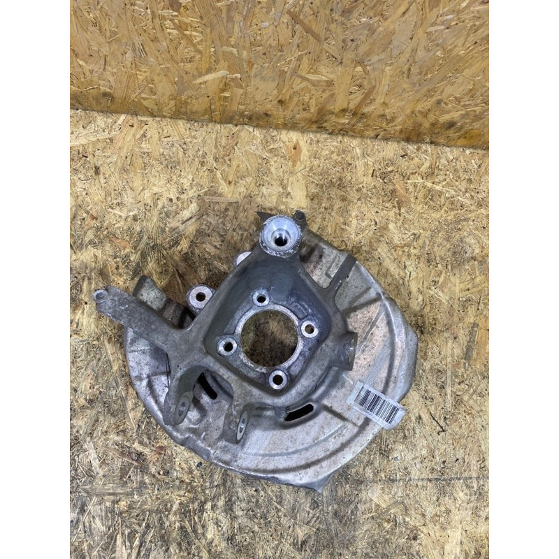 Цапфа підвіски (підвіска) BMW 5-series F10 2011 3.0 N55B30 33326793769