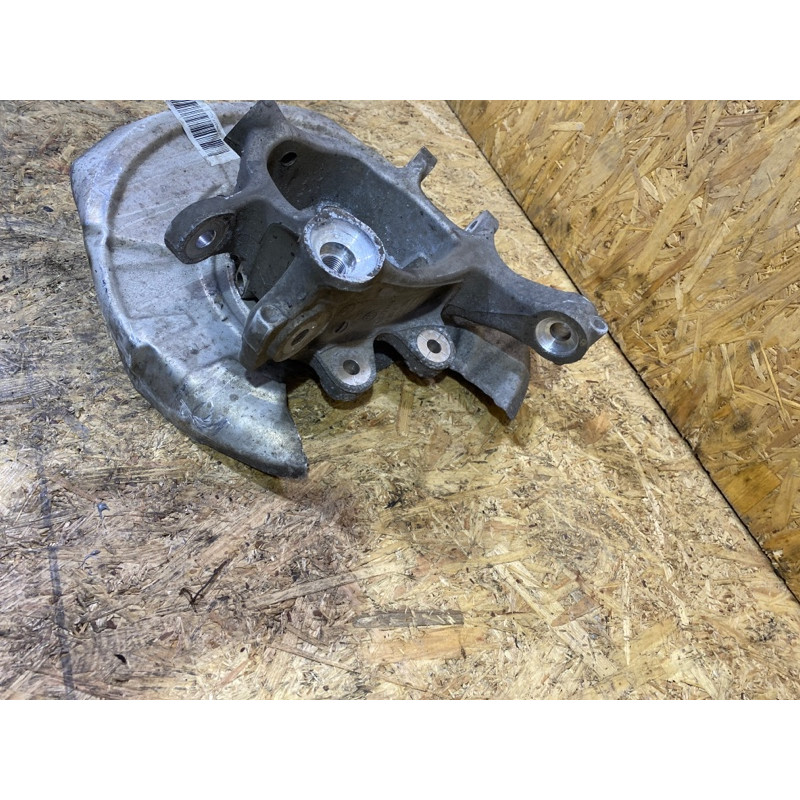 Цапфа підвіски (підвіска) BMW 5-series F10 2011 3.0 N55B30 33326793769