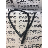 Уплотнитель проема двери