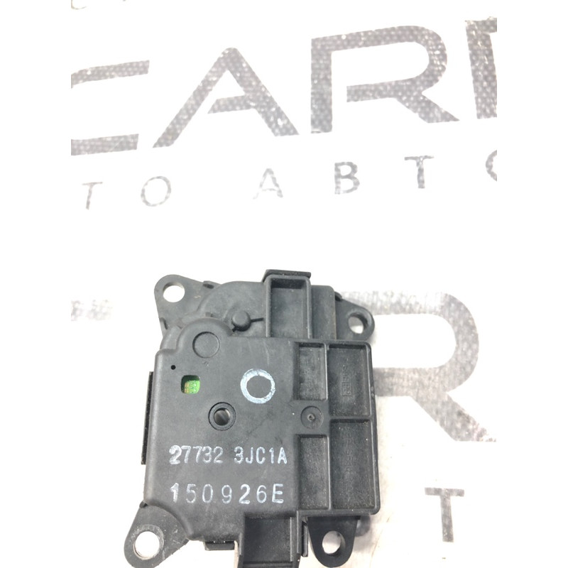 Привод заслонки отопителя (отопление и кондиционирование) Infiniti QX60 L50 2015 3.5 277323jc1a