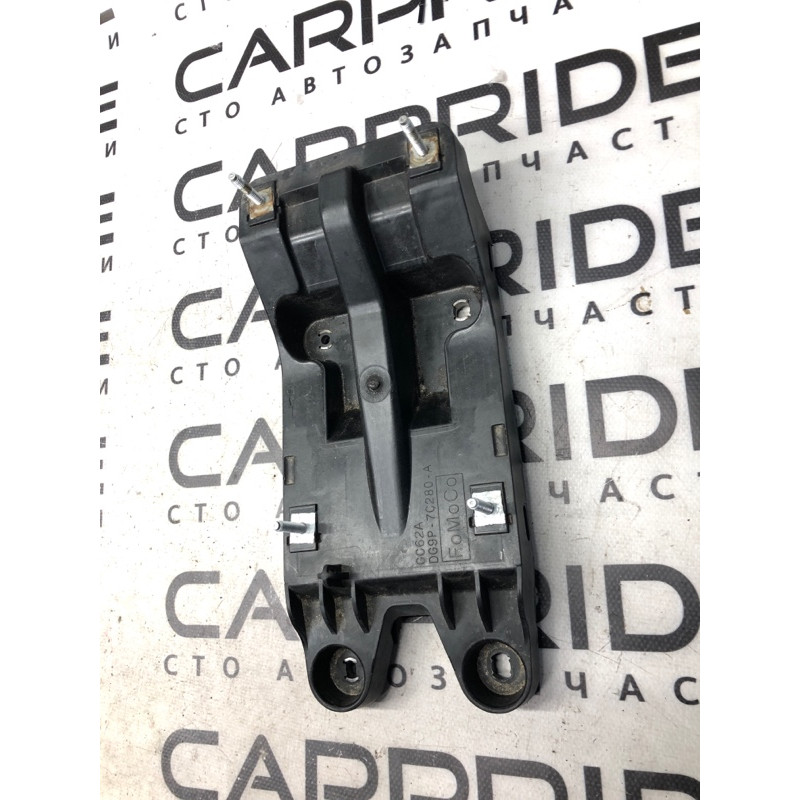 Крепление кулисы КПП (кузов и элементы) FORD Fusion MK5 2014 2.5 dg9p7c280a