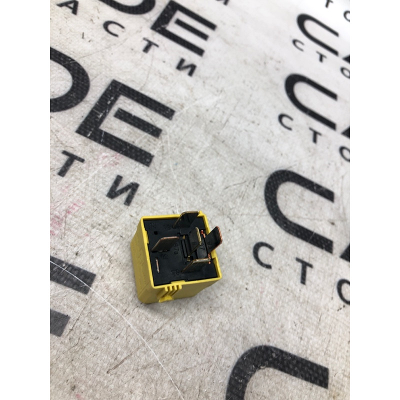 Реле (электрика) Mercedes-Benz C-class W203 2007 3.0 a0025421419