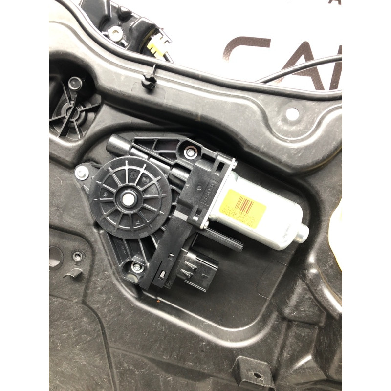 Механізм склопідйомника з мотором (кузов і елементи) Jeep Cherokee KL 2014 3.2 68227254AA