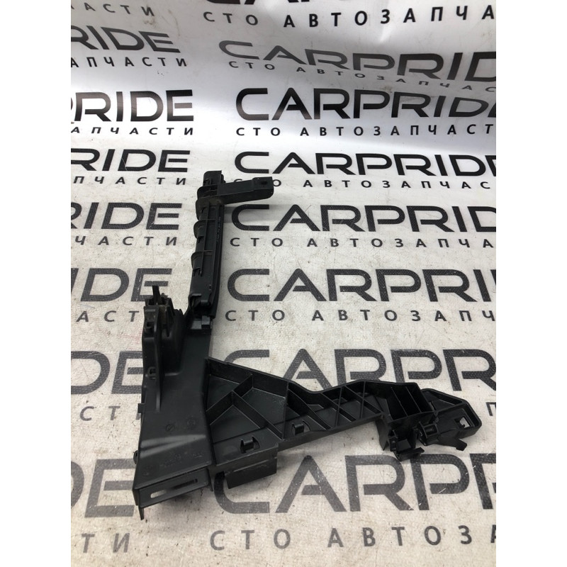 Направляющая стекла двери (кузов и элементы) Jeep Cherokee KL 2014 3.2 68227288AA