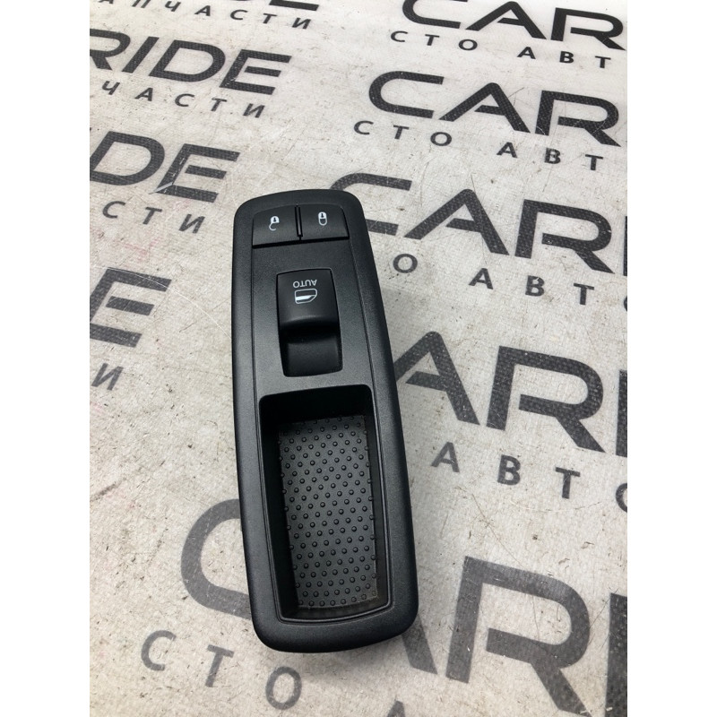 Кнопка стеклоподъемника (электрика / кнопки) Jeep Cherokee KL 2014 3.2 68141892aa