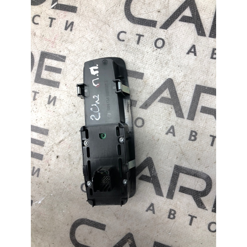 Кнопка стеклоподъемника (электрика / кнопки) Jeep Cherokee KL 2014 3.2 68141892aa