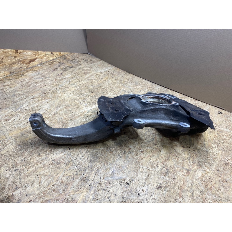 Поворотний кулак (підвіска) BMW 5-series F10 2011 3.0 N55B30 31216777752